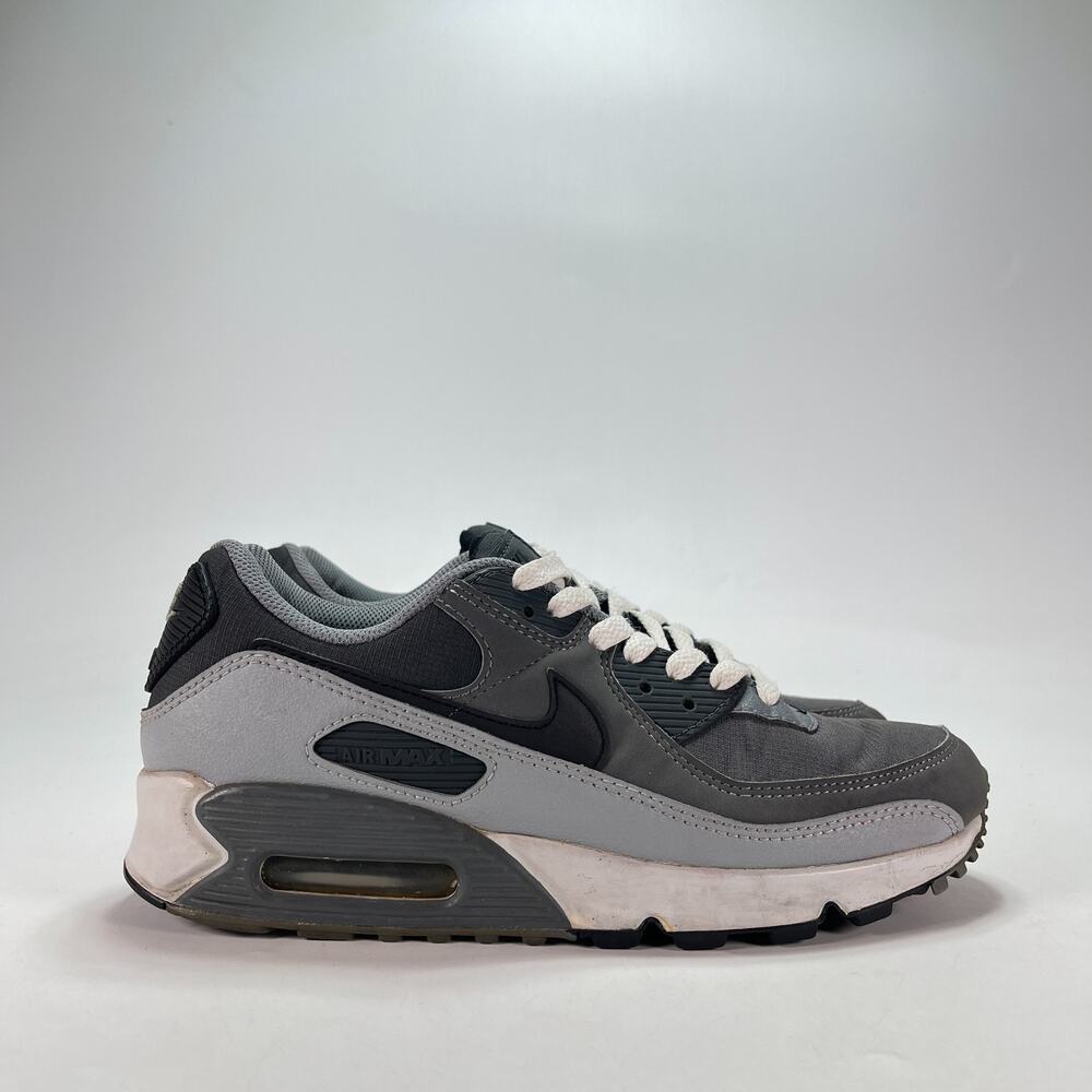 Nike Air Max 90 Smoke Grey Lifestyle Casual Sneakers DC9388-003 Men's Size 8